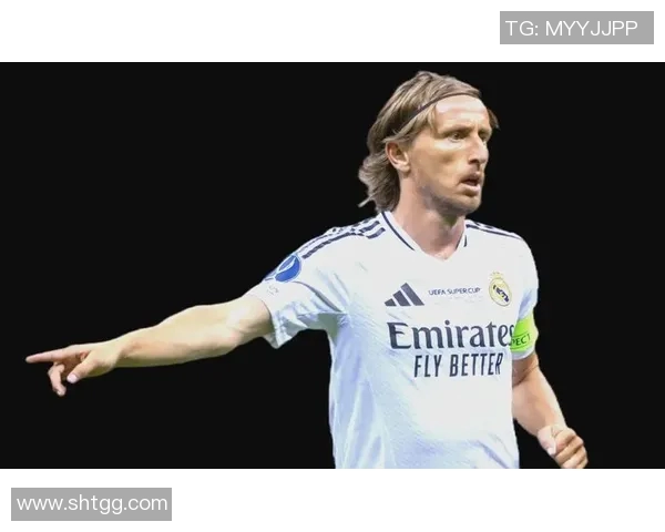 欧洲足球历史传奇球星回顾与精彩瞬间解析